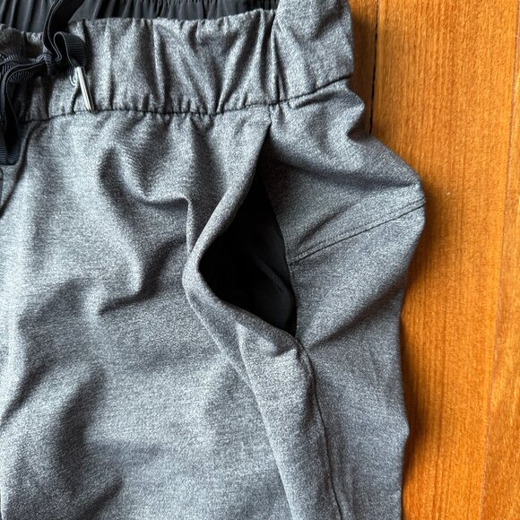 Lululemon On the Fly Heathered Gray Pants Sz 4 - Picture 5 of 8